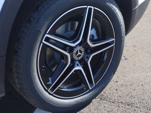 New 2026 Mercedes-Benz GLB 250 4MATIC image 50