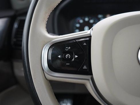 Used 2017 Volvo XC90 T6 Momentum w/ Vision Package AWD/4WD image 26