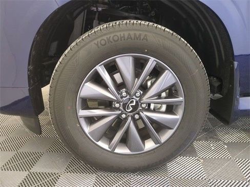 Used 2025 INFINITI QX80 Pure image 12