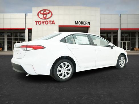 New 2026 Toyota Corolla LE image 21
