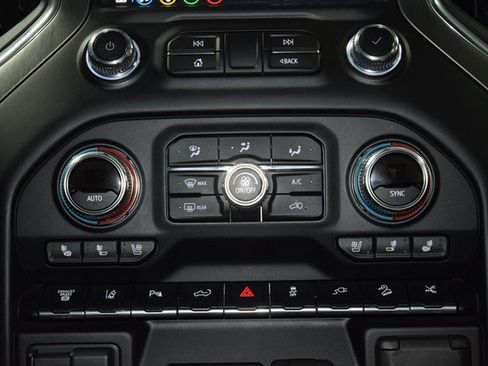 Used 2022 GMC Sierra 3500 Denali w/ Denali Ultimate Package image 34