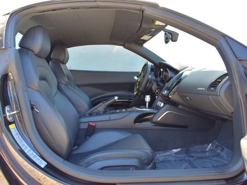 Used 2014 Audi R8 V10 AWD/4WD image 25