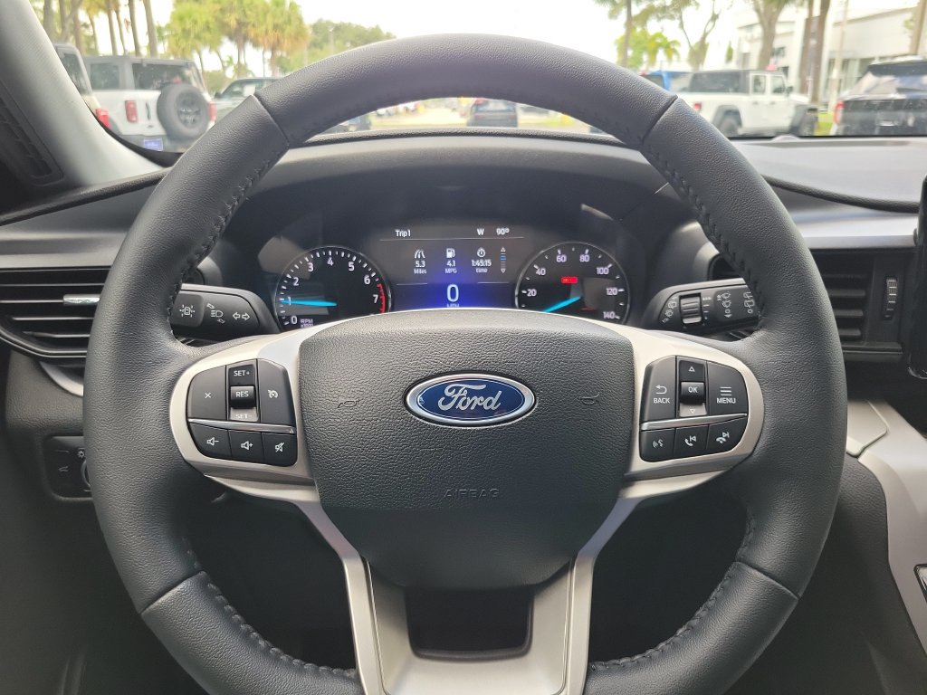 Used 2024 Ford Explorer XLT RWD image 20