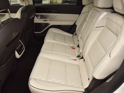 New 2026 Lincoln Nautilus Black Label AWD/4WD image 21