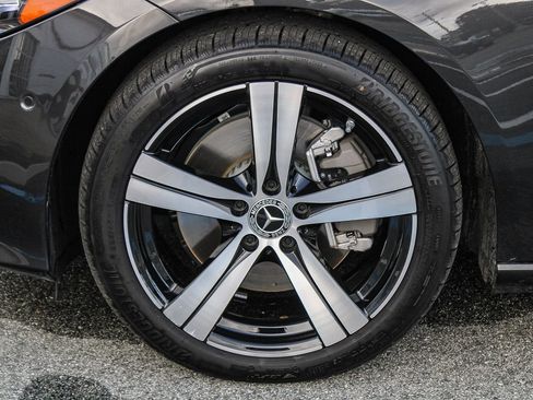 Certified 2025 Mercedes-Benz C 300 4MATIC Sedan image 11