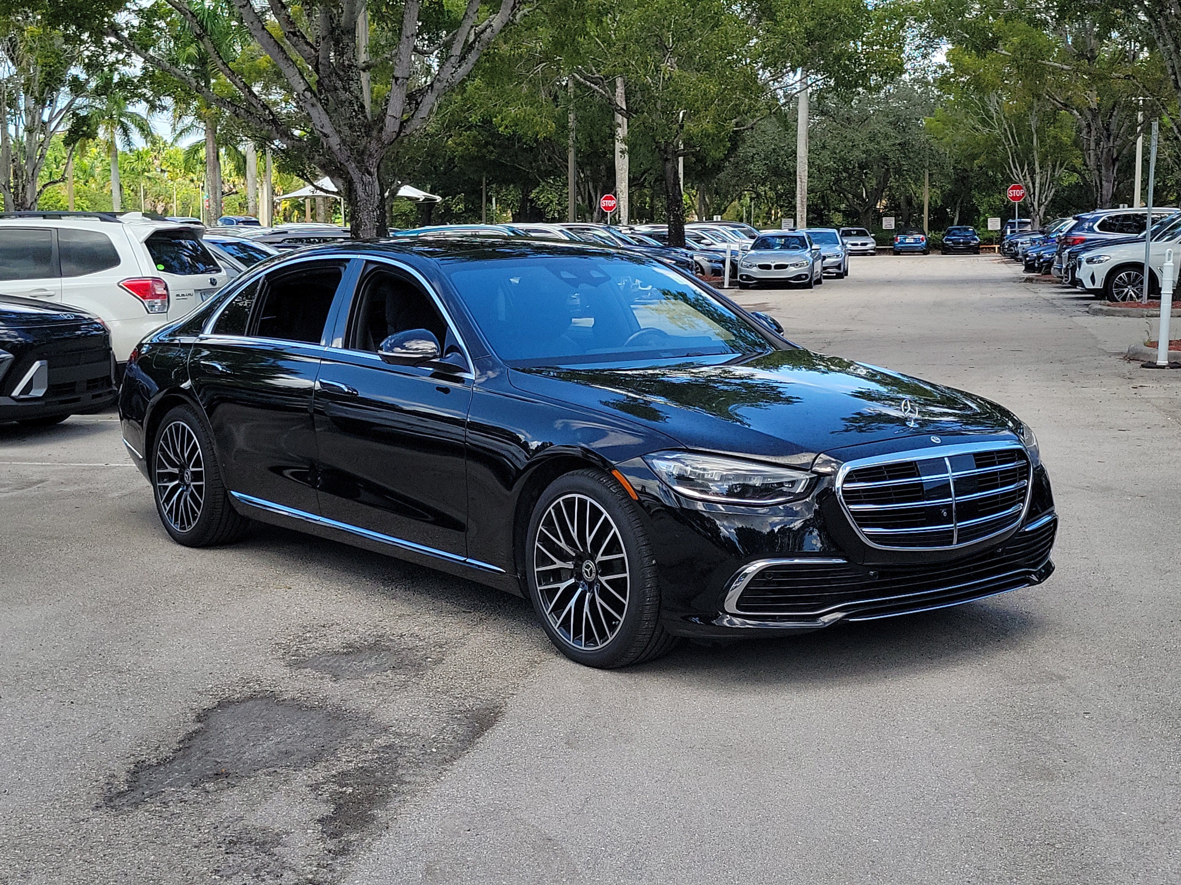 Used 2022 Mercedes-Benz S 580 4MATIC Sedan image 1