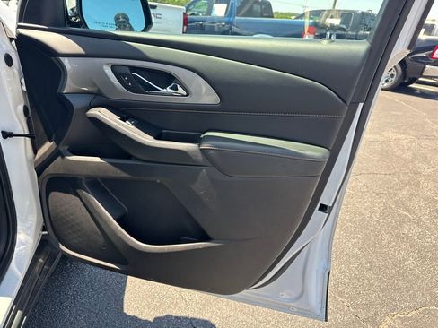 Used 2020 Chevrolet Traverse LT FWD image 15