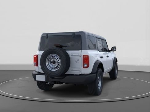 New 2025 Ford Bronco Base image 8