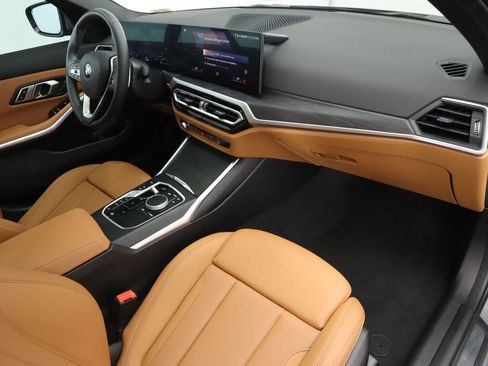 Certified 2023 BMW 330i Sedan w/ Convenience Package image 18