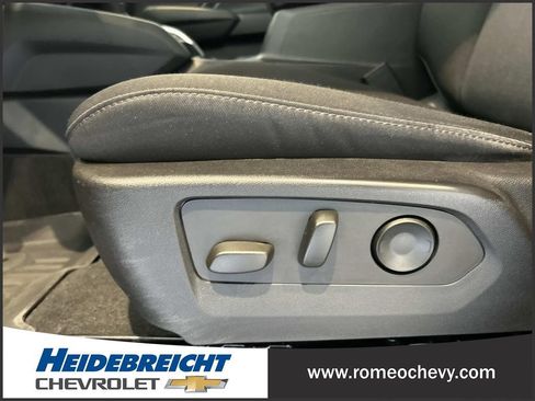 Certified 2023 Chevrolet Colorado Trail Boss AWD/4WD image 14