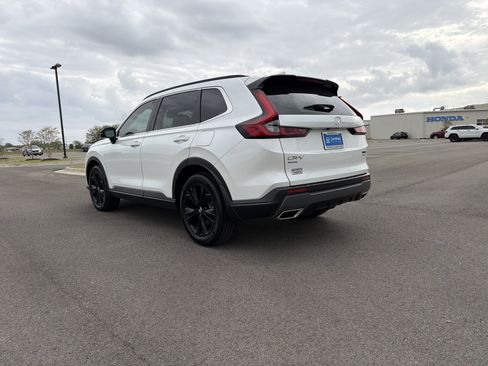 Certified 2024 Honda CR-V Sport Touring image 3