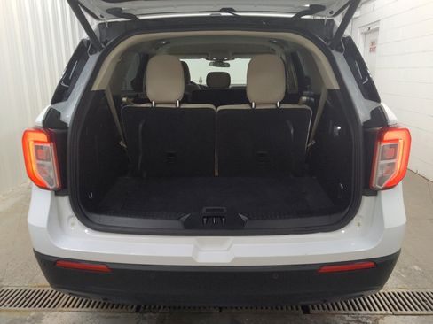 Used 2023 Ford Explorer 4WD image 29