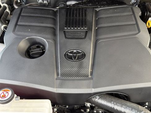 Used 2025 Toyota Tundra SR5 image 30