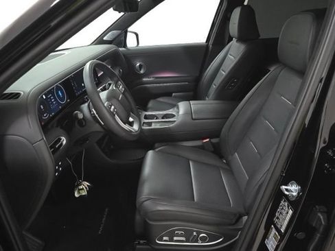 Used 2026 Hyundai Palisade Calligraphy AWD/4WD image 5