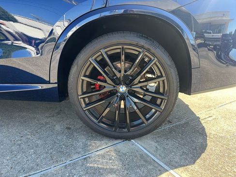 Certified 2024 BMW X5 xDrive40i w/ M Sport Package image 13