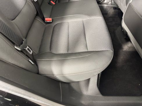 Used 2023 Chevrolet TrailBlazer RS image 28