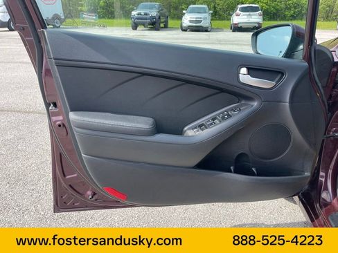 Used 2017 Kia Forte LX FWD image 14