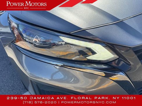Used 2023 Nissan Altima 2.5 SR image 9