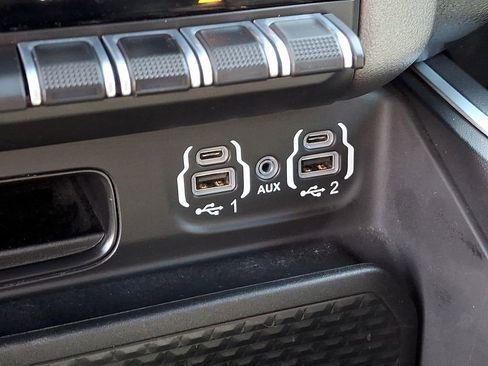 Used 2022 RAM 1500 Big Horn AWD/4WD image 23