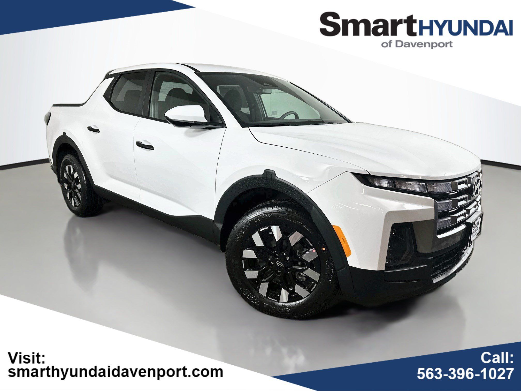 Certified 2025 Hyundai Santa Cruz SE AWD/4WD image 1