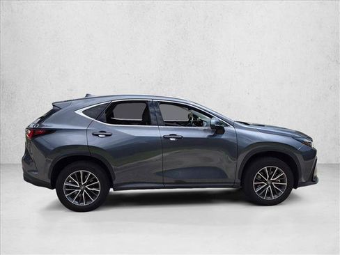 Used 2023 Lexus NX 250 FWD w/ Towing Package (2000 Lbs) image 4