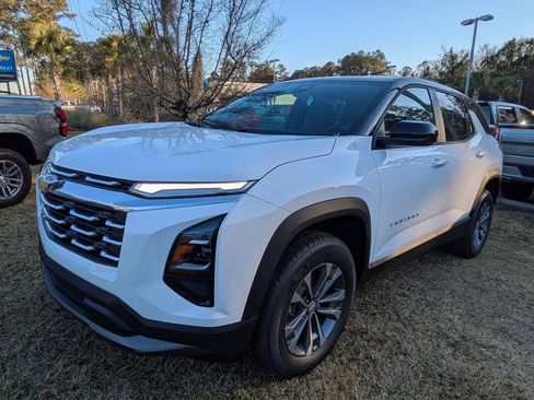 New 2026 Chevrolet Equinox LT w/ Convenience Package II image 8