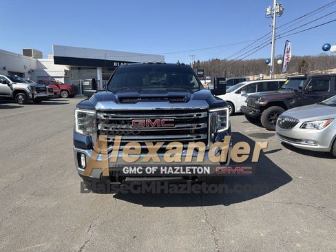 Used 2022 GMC Sierra 2500 SLE w/ SLE Value Package; image 2