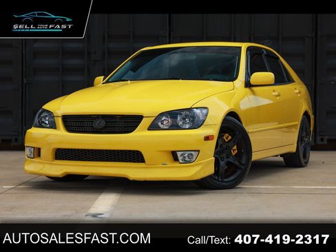 Used 2003 Lexus IS 300 w/ Power & Leather Pkg RWD image 1
