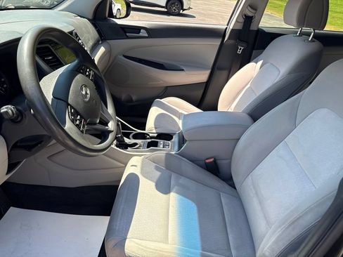 Used 2017 Hyundai Tucson SE AWD/4WD image 9
