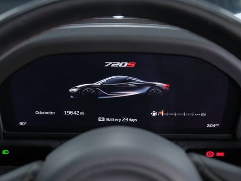 Used 2020 McLaren 720S Spider RWD image 20