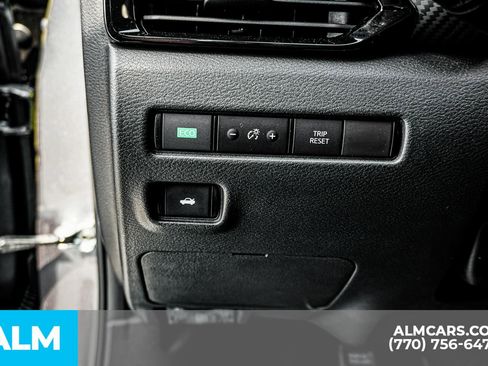 Used 2025 Nissan Sentra SV w/ All-Weather Package image 34