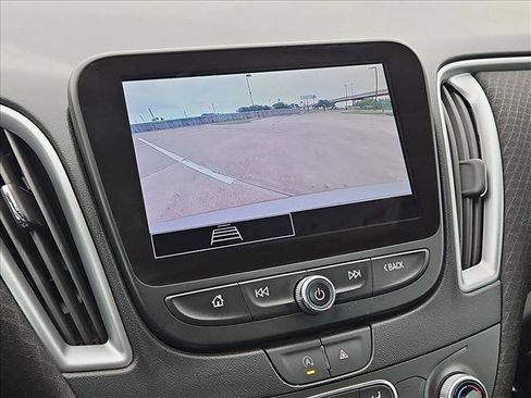 Used 2024 Chevrolet Malibu LT FWD image 19