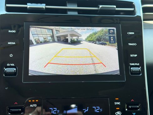 Certified 2023 Hyundai Tucson SEL w/ Convenience Package FWD image 29
