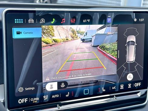 New 2026 Volkswagen Tiguan SE AWD/4WD image 18