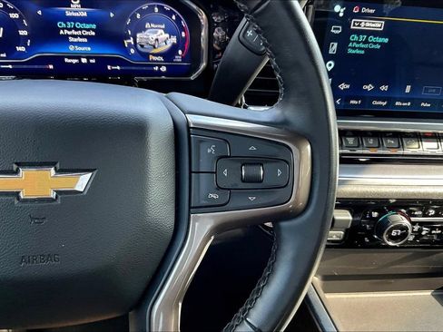 Used 2024 Chevrolet Silverado 2500 High Country w/ High Country Premium Package AWD/4WD image 13