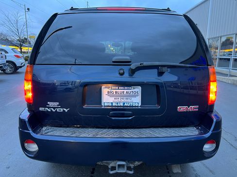 Used 2008 GMC Envoy SLE w/ Sun And Sound Package image 4