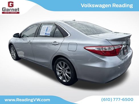 Used 2016 Toyota Camry XLE image 3