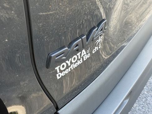 Used 2023 Toyota RAV4 XLE w/ Convenience Package FWD image 15