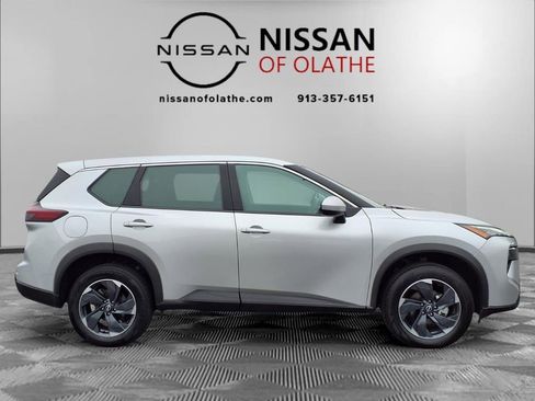Certified 2024 Nissan Rogue SV AWD/4WD image 29