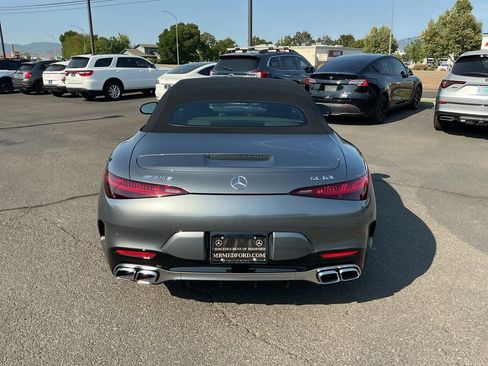 New 2026 Mercedes-Benz SL 63 AMG 4MATIC image 9