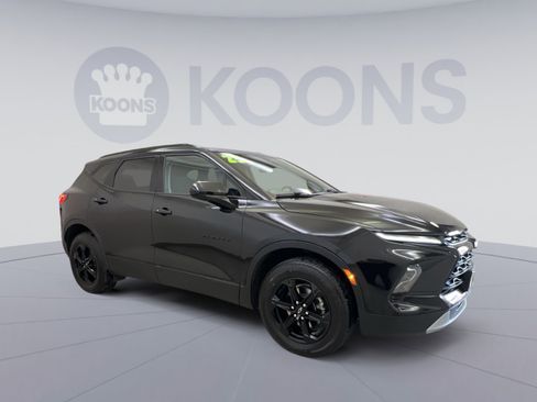 Used 2023 Chevrolet Blazer LT w/ Midnight/Sport Edition image 7