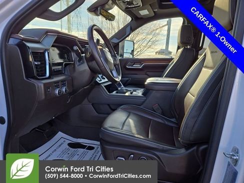 Used 2024 GMC Sierra 3500 Denali w/ Denali Reserve Package image 2