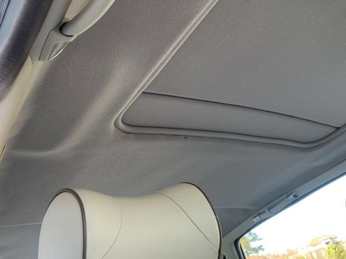 Used 1998 Jaguar XJ8 L image 24