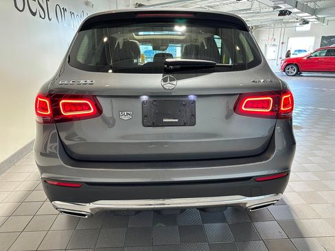 Used 2020 Mercedes-Benz GLC 300 4MATIC image 5