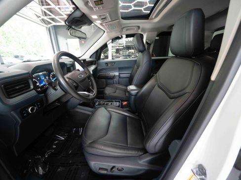 Used 2024 Ford Maverick Lariat w/ Black Appearance Package FWD image 9