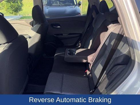 Used 2023 Nissan Rogue SV FWD image 11