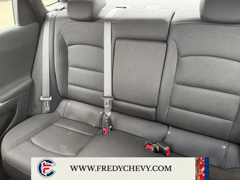 Used 2024 Chevrolet Malibu LT FWD image 14