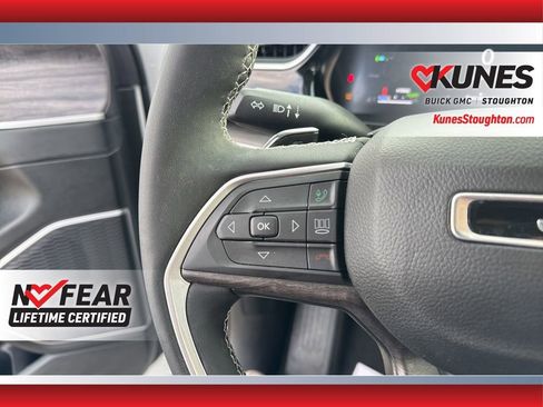 Used 2022 Jeep Grand Cherokee Limited 4xe image 28