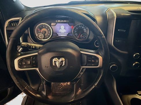 Used 2020 RAM 1500 Big Horn AWD/4WD image 17