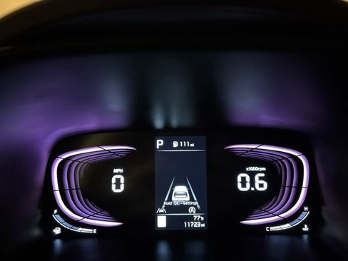 Certified 2025 Kia Soul LX FWD image 15